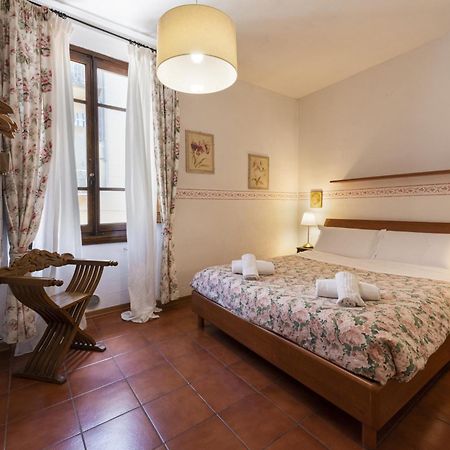 Grazioso Appartamento In Oltrarno A Firenze Eksteriør billede